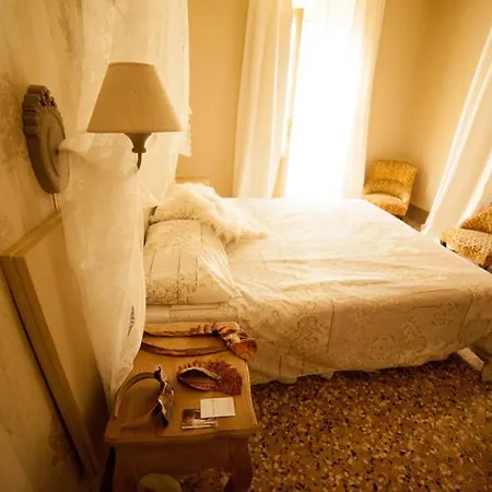 Gourmet Casa Gala Bed & Breakfast